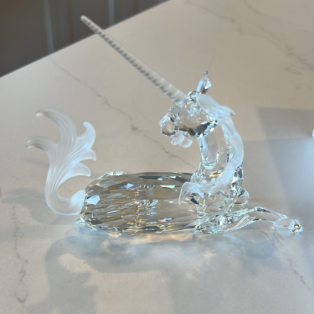 Swarovski crystal unicorn 💜🦄 - Picture 5 of 7